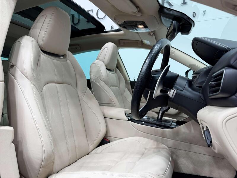 Maserati Levante view 2