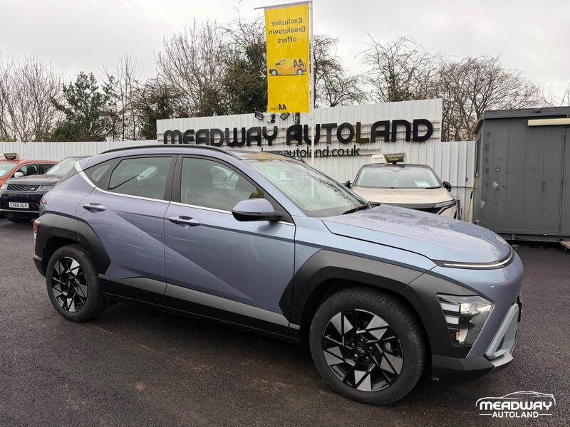 Hyundai Kona view 3