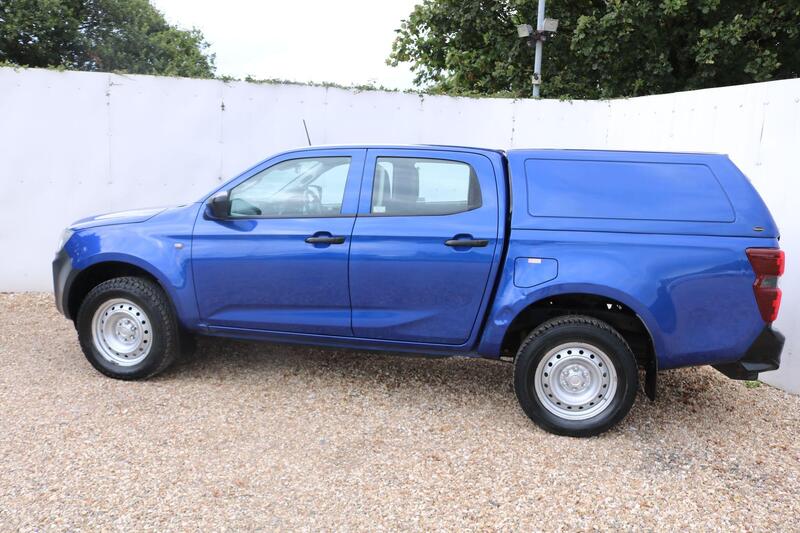 Isuzu D-Max view 4