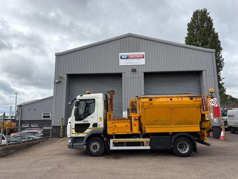 DAF 180 12T GVW Hot Box Twin