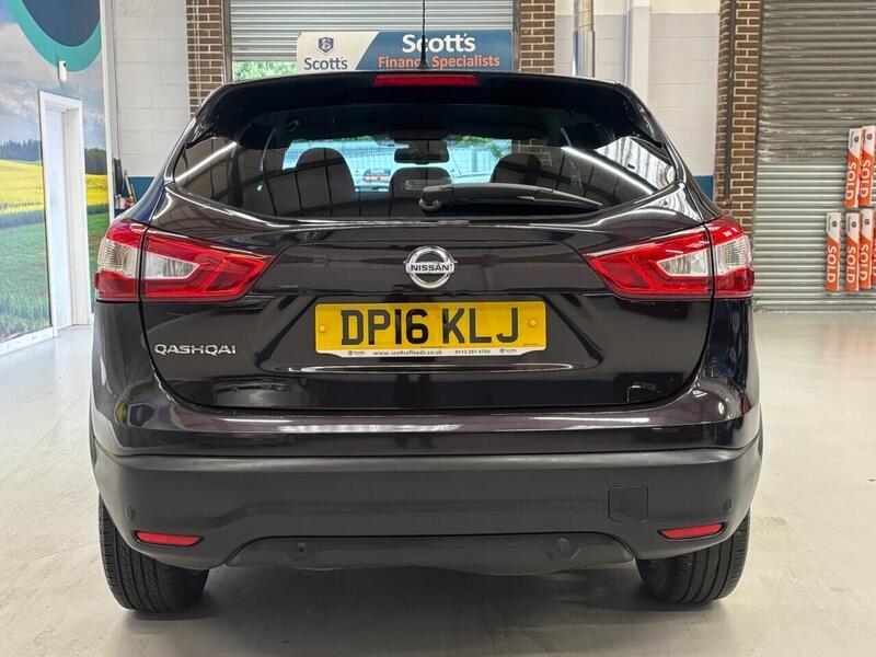 Nissan Qashqai view 6