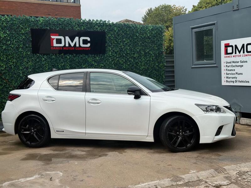 Lexus CT view 7