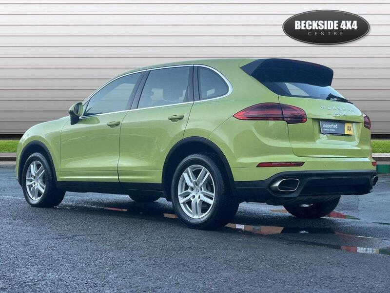 Porsche Cayenne view 6