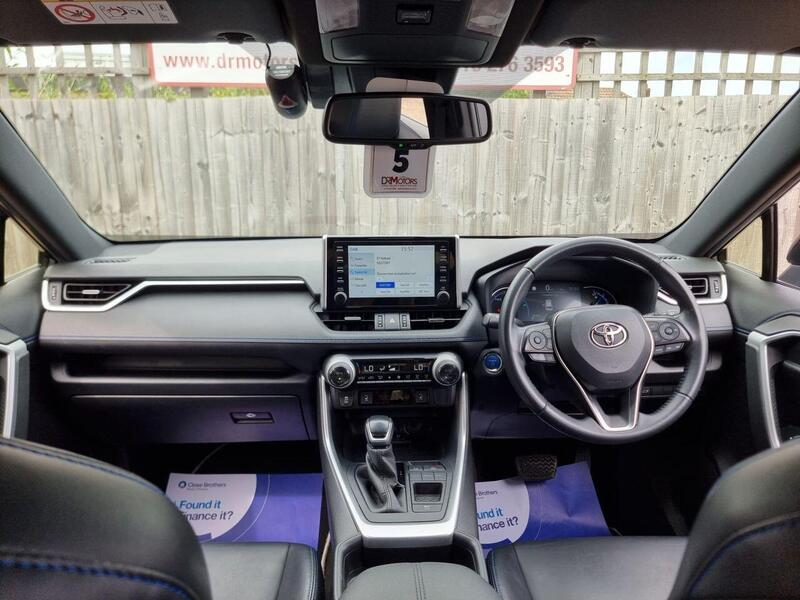 Toyota Rav4 view 6