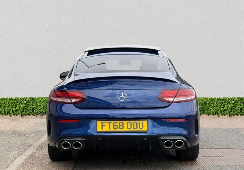 Mercedes-Benz C-Class view 6