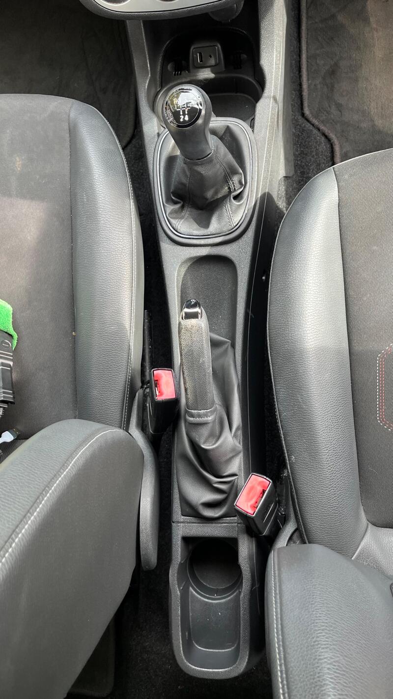 2013 Vauxhall Corsa — photo 37