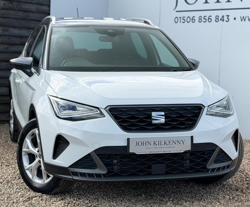 SEAT Arona view 2