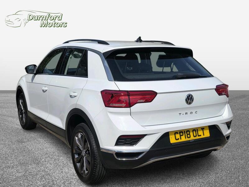 Volkswagen T-Roc view 6