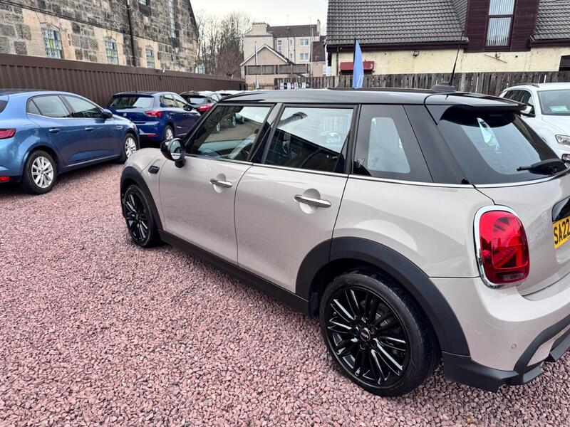 Mini Cooper view 7