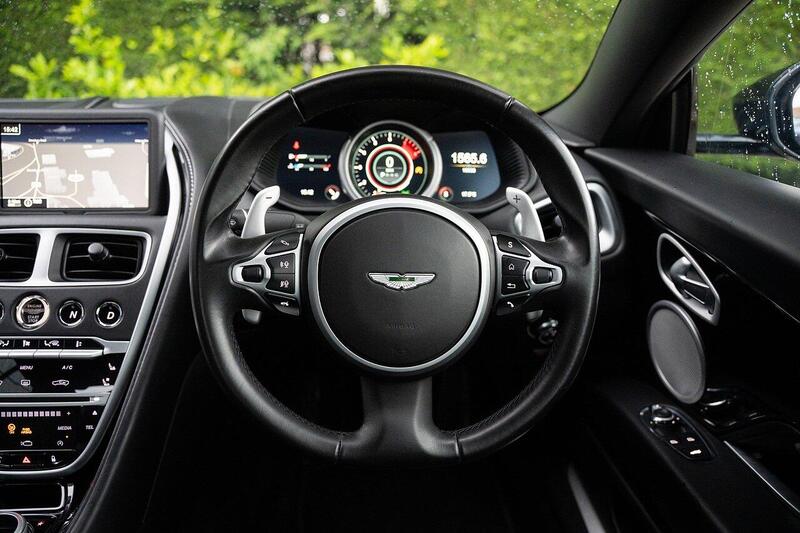 Aston Martin DB11 view 4