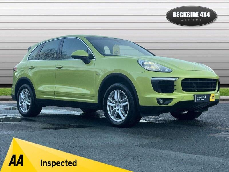 2015 Porsche Cayenne in Green for sale