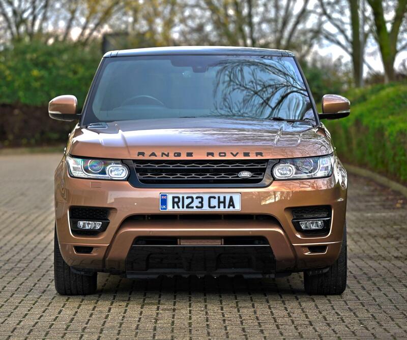 Land Rover Range Rover view 2