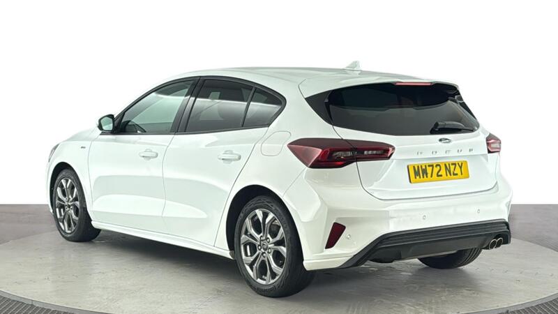 Ford Focus view 6