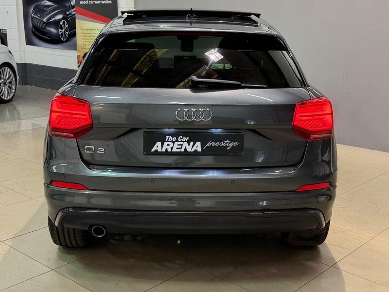 Audi Q2 view 6