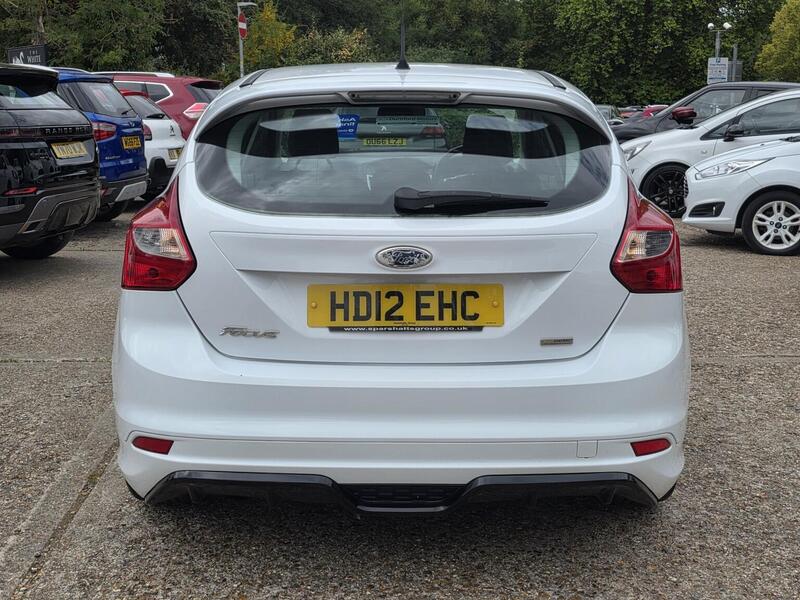 Ford Focus view 5