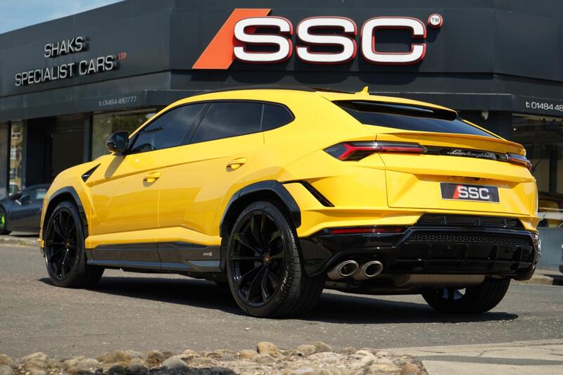 Lamborghini Urus view 2