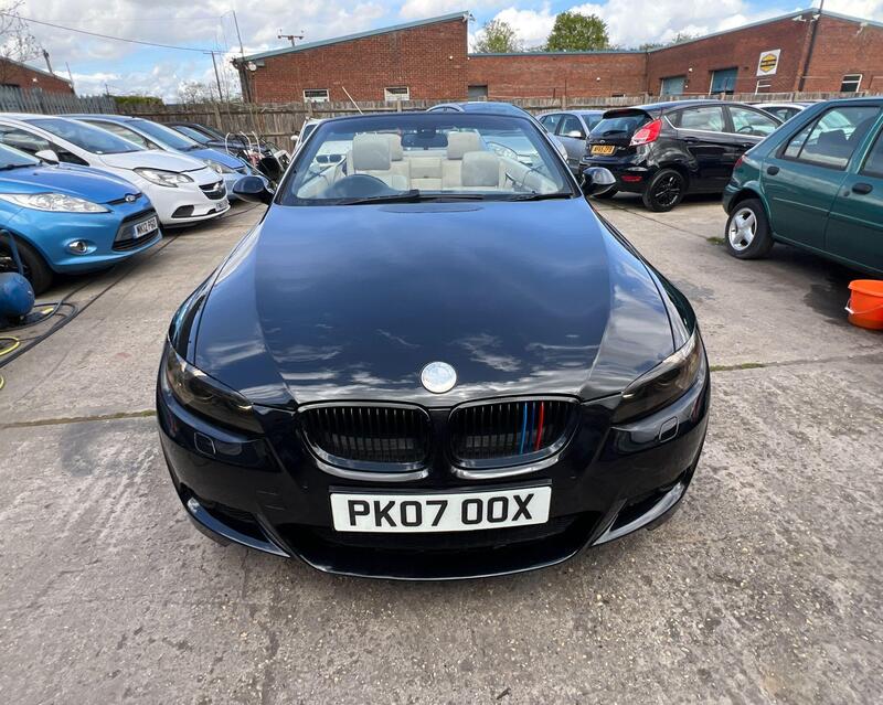 BMW 3 Series view 4