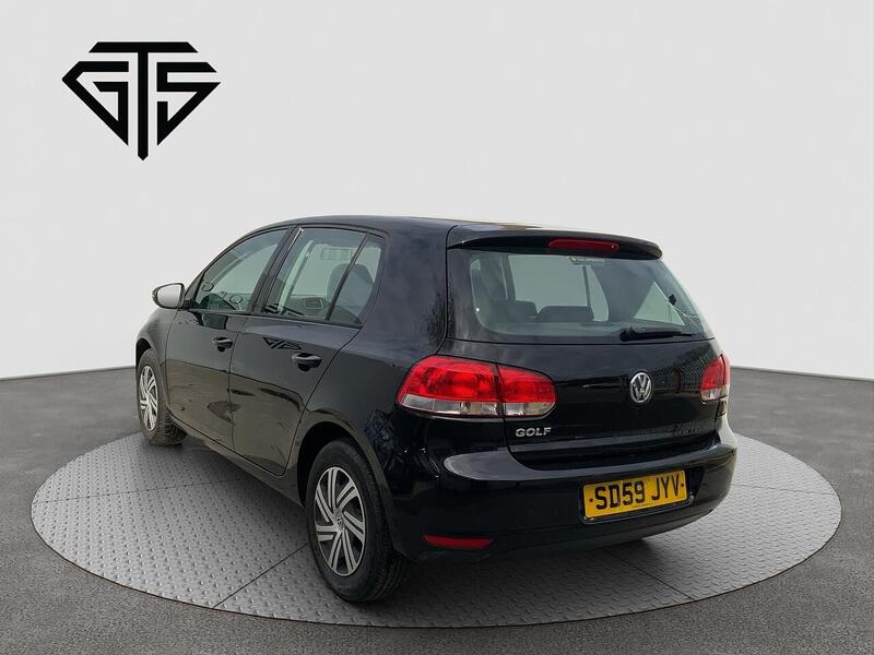 Volkswagen Golf view 5
