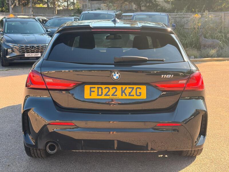 BMW 1 Series view 7