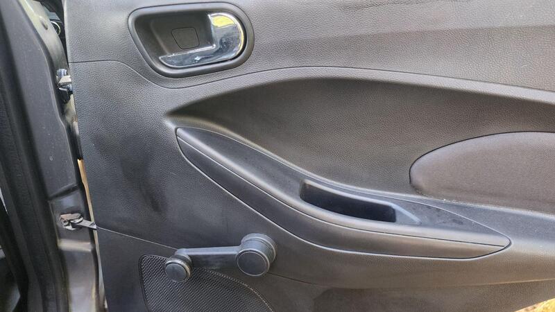 2016 Ford Ka+ — photo 40