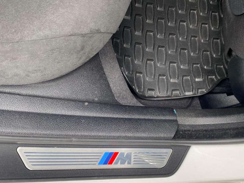 BMW 5 Series view 22