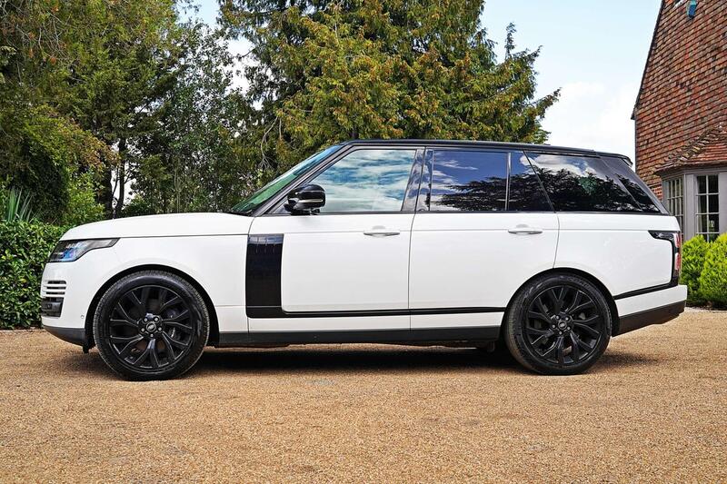 Land Rover Range Rover view 2