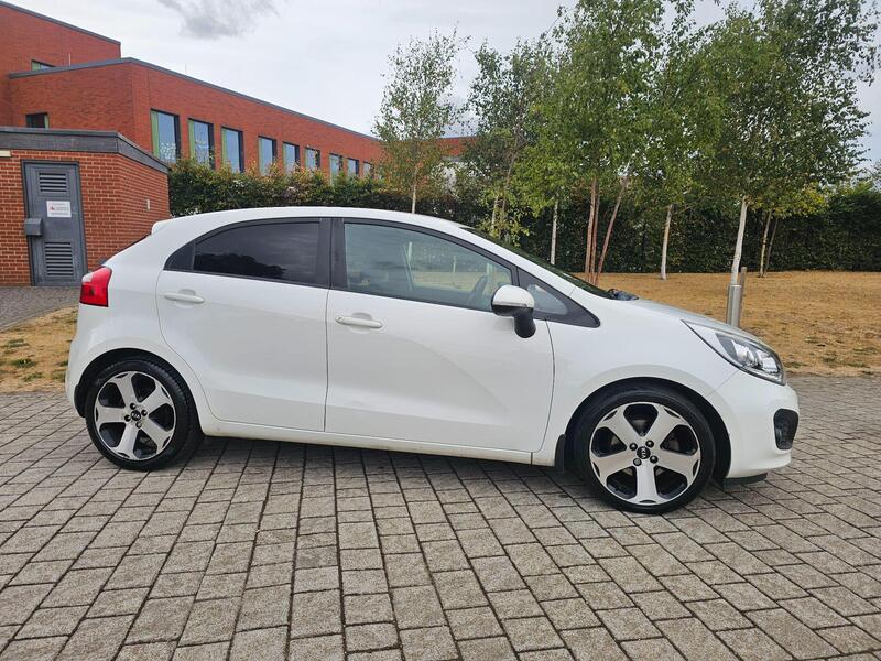 Kia Rio view 7