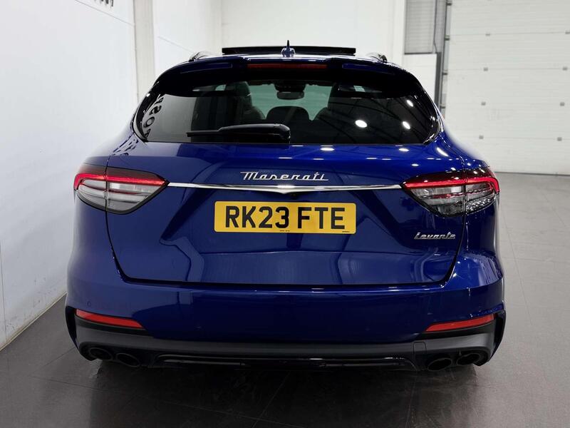 Maserati Levante view 7