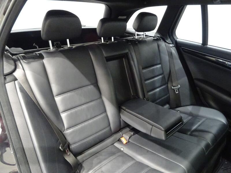 Mercedes-Benz C-Class view 76