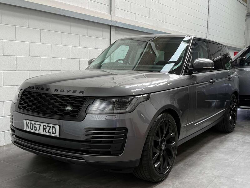 Land Rover Range Rover view 3