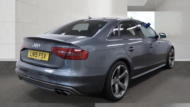Audi Audi S4 view 4