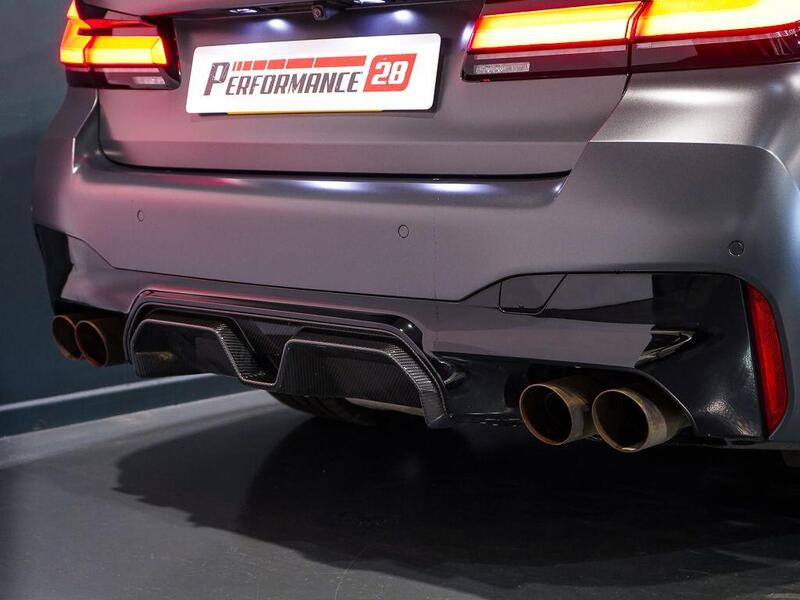 BMW M5 view 6