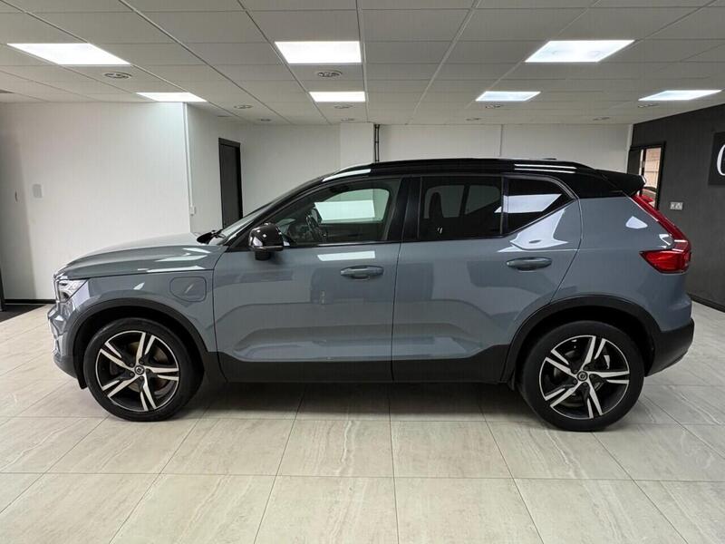 Volvo XC40 view 6