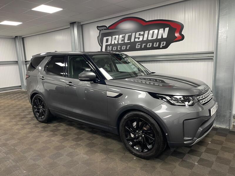 Land Rover Discovery 3 view 4