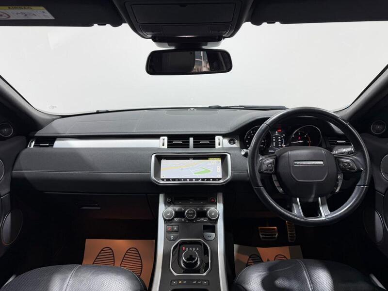 Land Rover Range Rover Evoque view 4