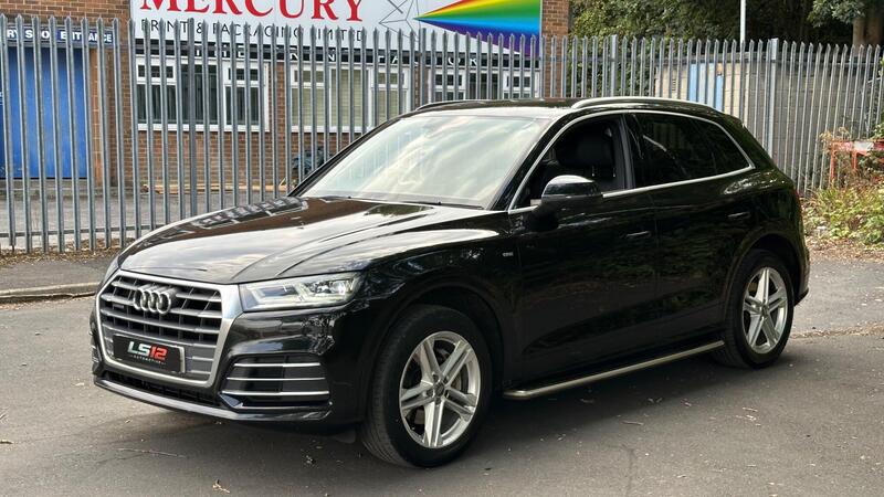 Audi Audi Q5 view 3