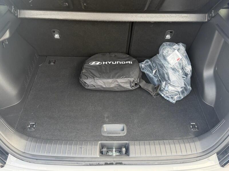 Hyundai Kona view 6