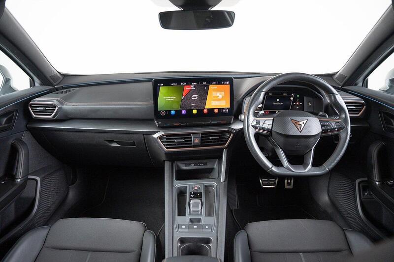 Cupra Formentor view 4