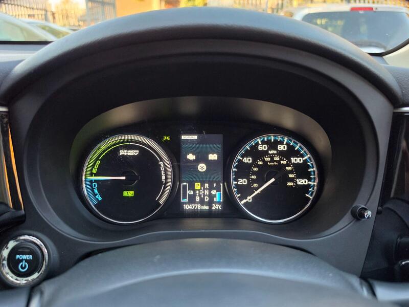 Mitsubishi Outlander 2.0h 12kWh GX4h CVT 4WD Euro 5 (s/s) 5dr thumbnail 28
