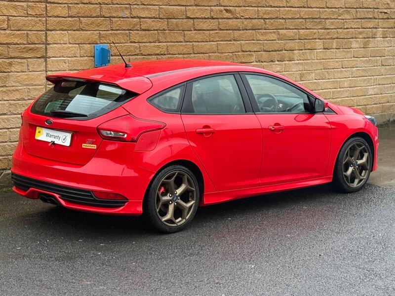 Ford Focus view 7