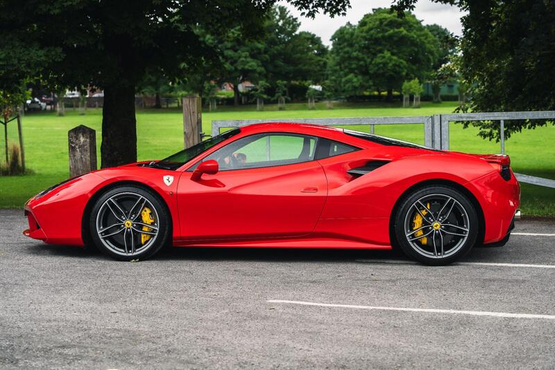 Ferrari 488 view 5