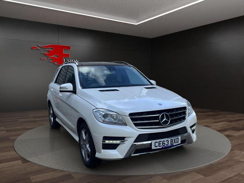 Mercedes-Benz M Class view 3