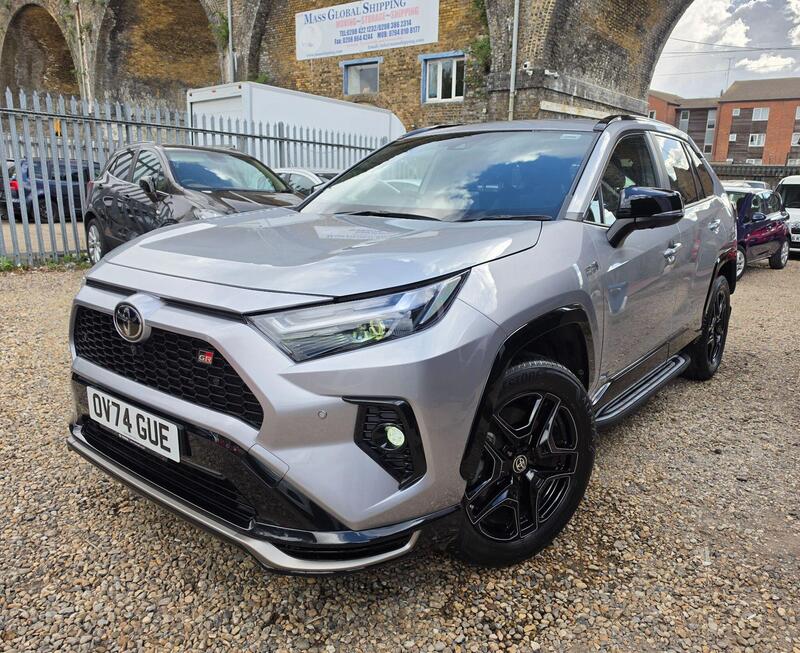 Toyota RAV4 2.5 VVT 18.1kWh GR SPORT CVT 4WD Euro 6 (s/s) 5dr view 3