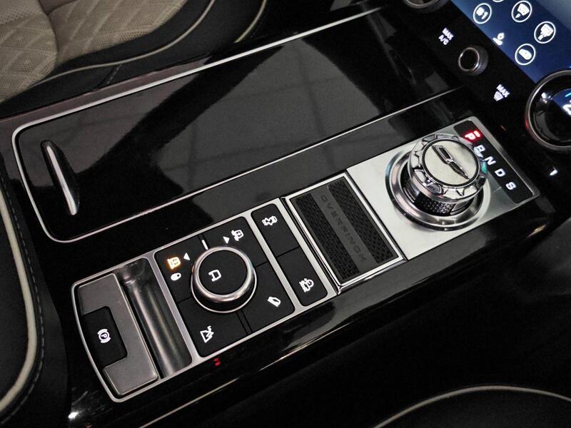 Land Rover Range Rover view 19