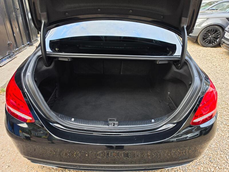 Mercedes-Benz C Class 2.1 C300dh AMG Line (Premium Plus) G-Tronic+ Euro 6 (s/s) 4dr thumbnail 54