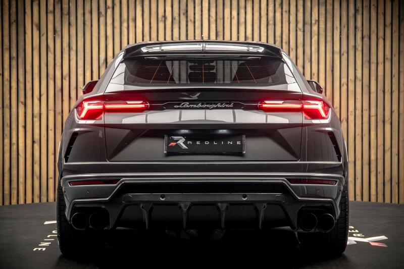 Lamborghini Urus view 6