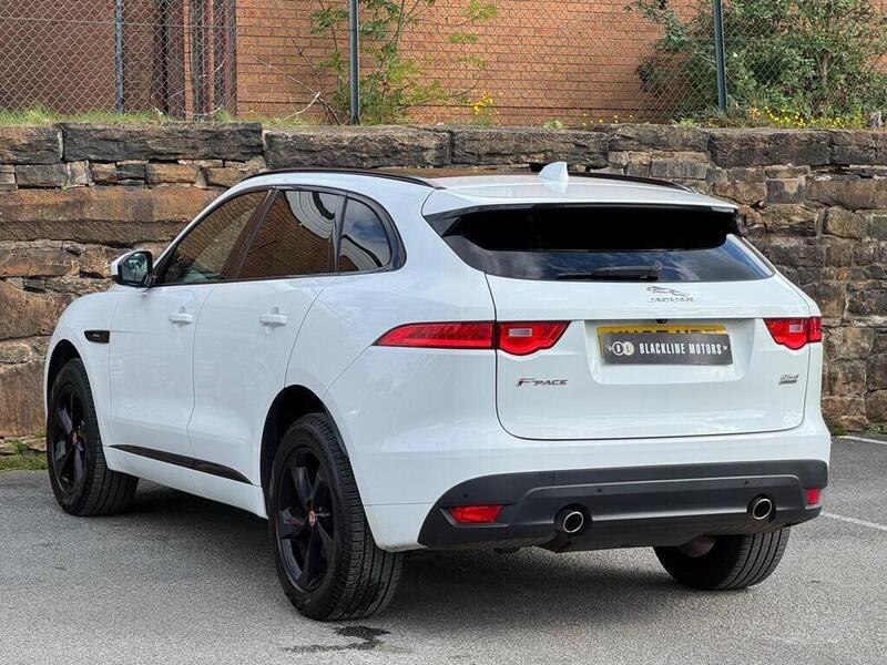 Jaguar F-Pace view 5