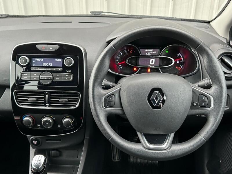 Renault Clio view 10