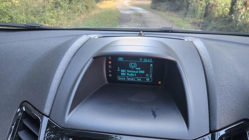 2015 Ford Fiesta — photo 36