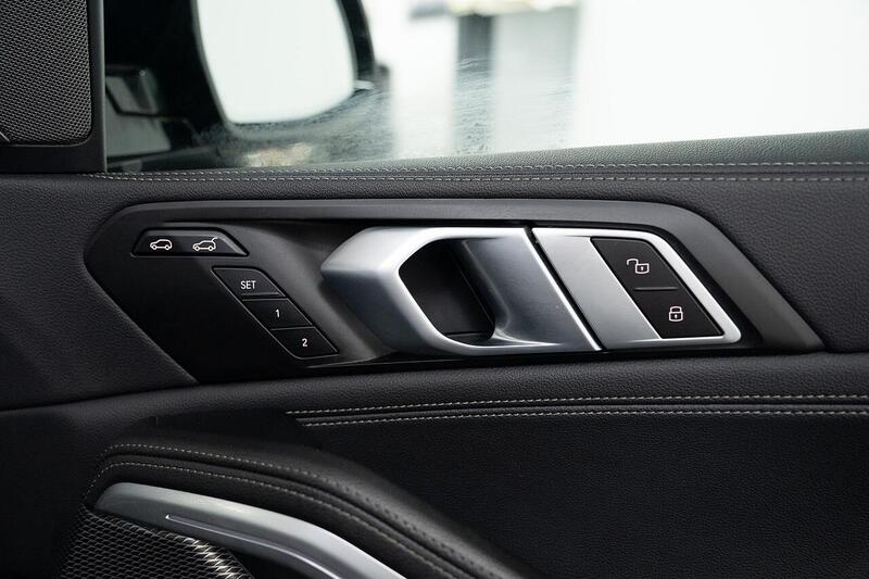 BMW X6 view 7